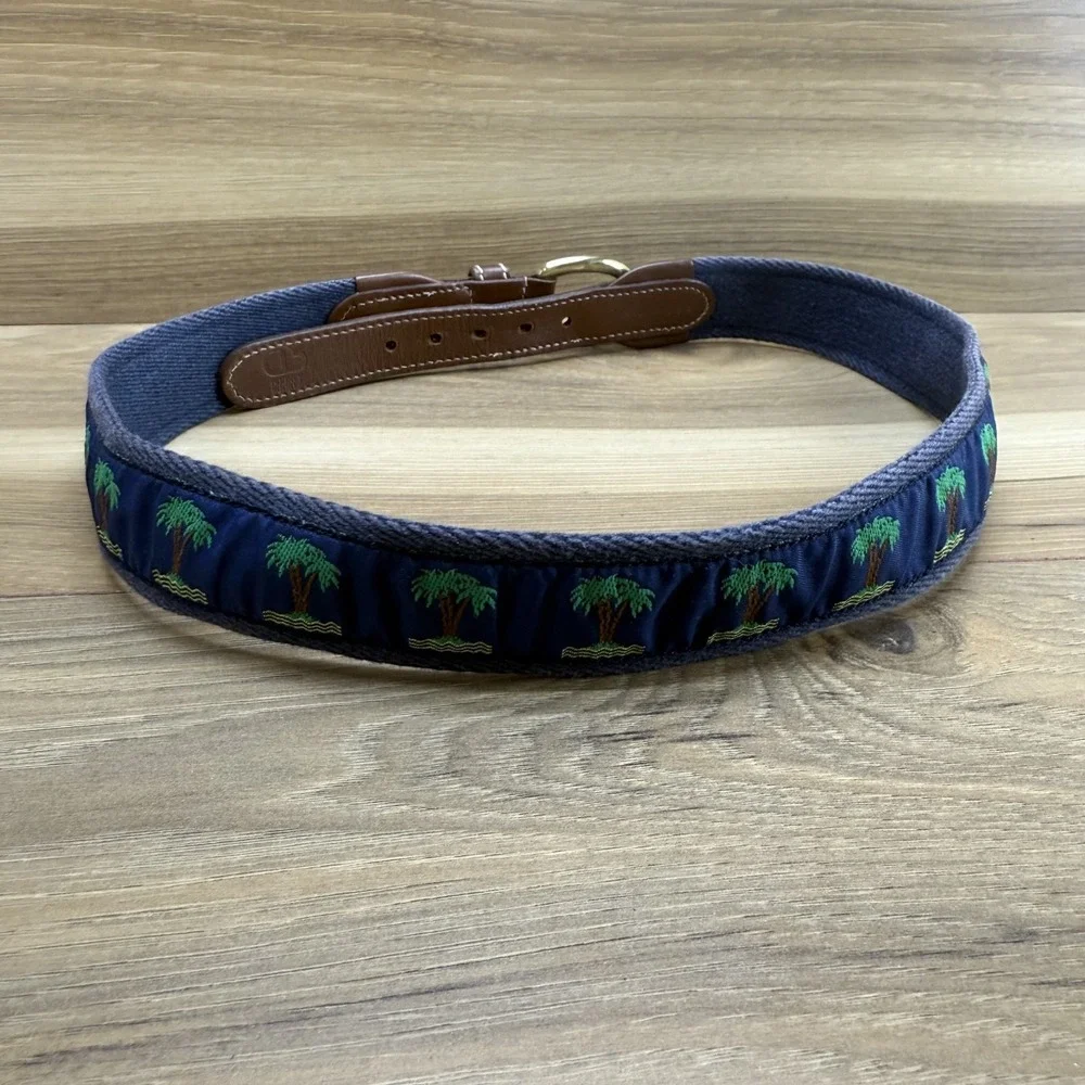 Dooney & Bourke mens size